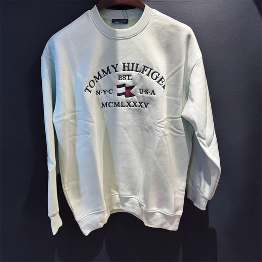 Tommy Hilfiger Logo Sweatshirt – Classic American Style GREY