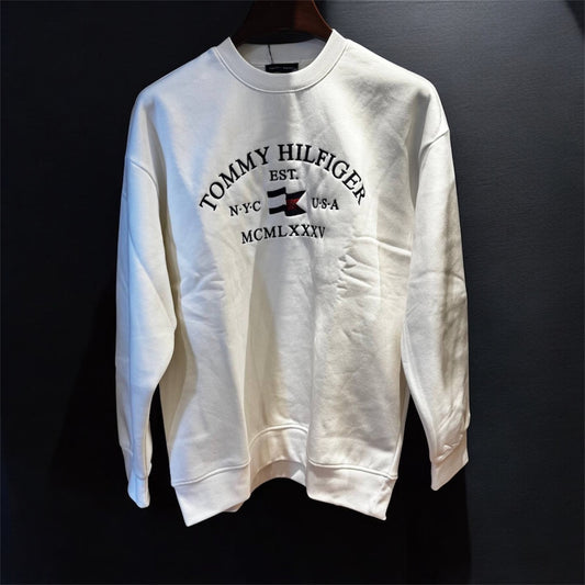 Tommy Hilfiger Logo Sweatshirt – Classic American Style WHITE